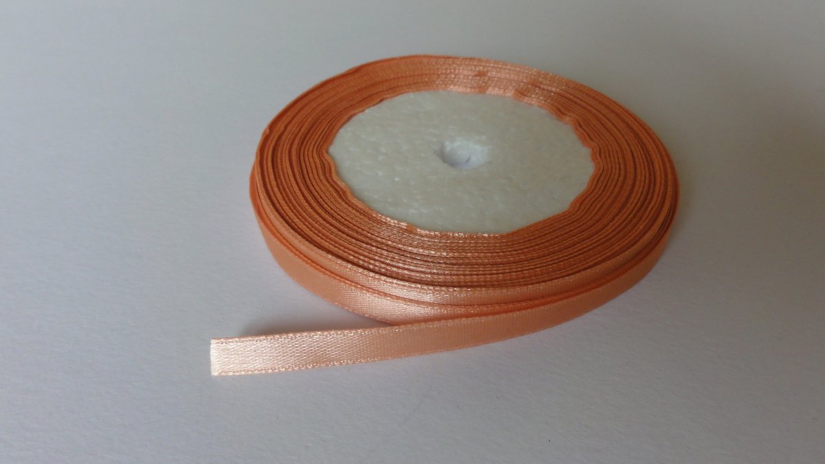 Saténová stužka 6mm- meruňková (40) - 3m