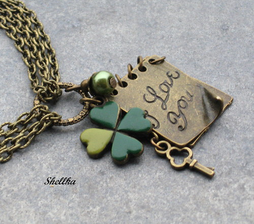 Náhrdelník s blokem a čtyřlístkem