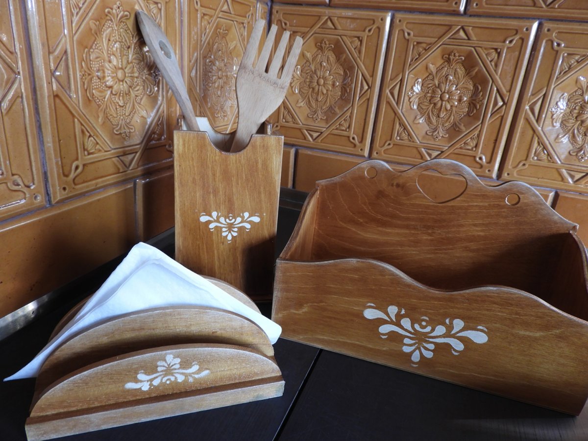 Romantický stojánek na ubrousky rustikal