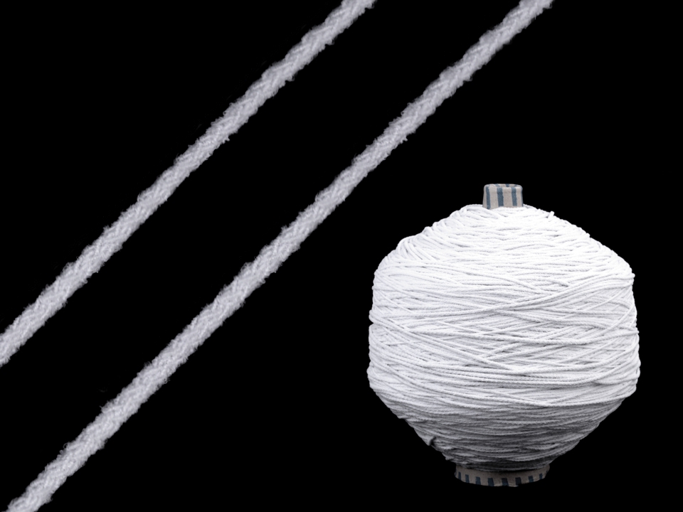 Kulatá pruženka 2 mm (3m) - bílá