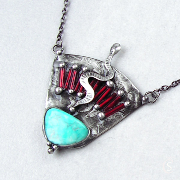 Hatšepsut - Tyrkenit, sklo