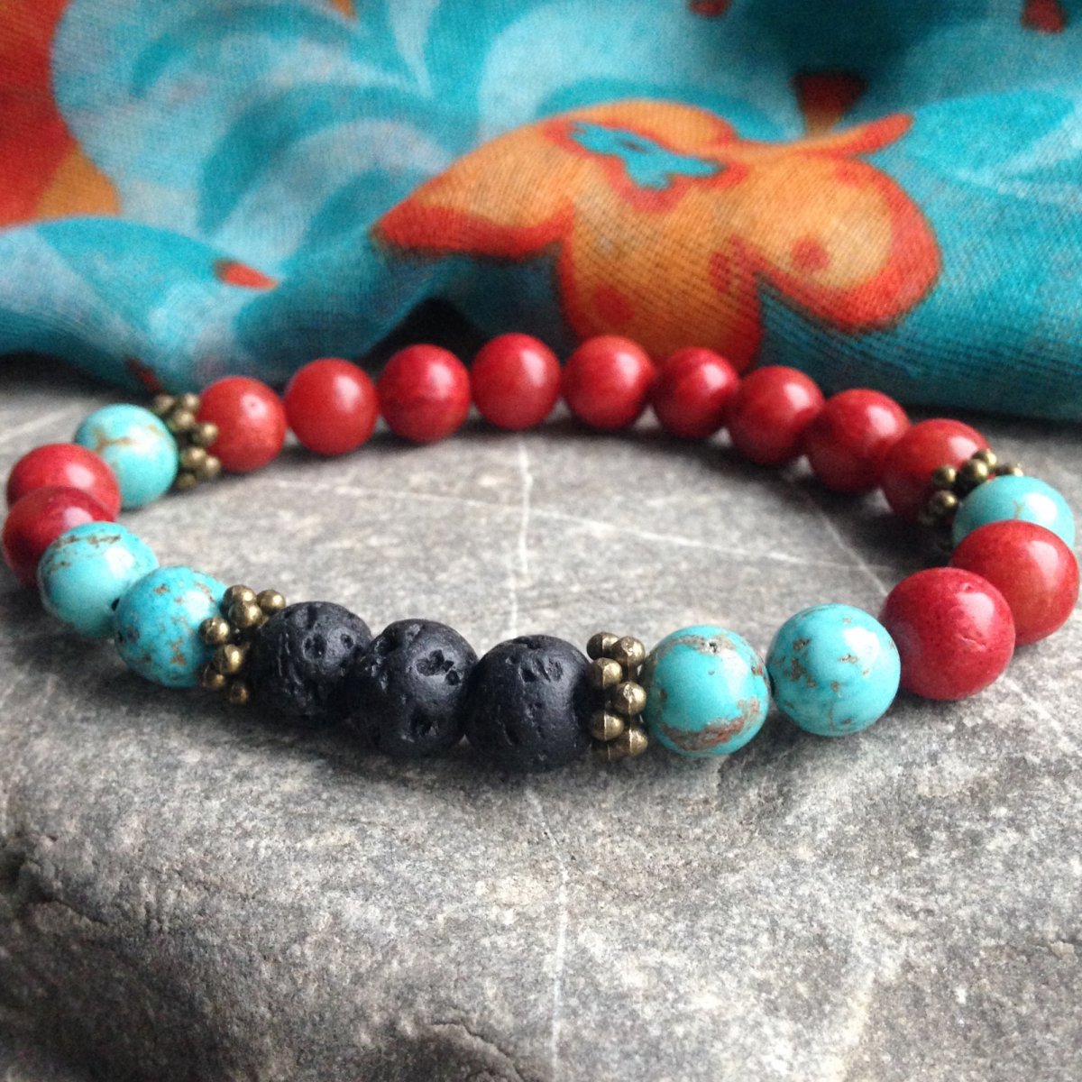 Korál, tyrkys, láva - náramek