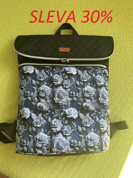 Batoh s modrými růžemi  VELKÁ  SLEVA
