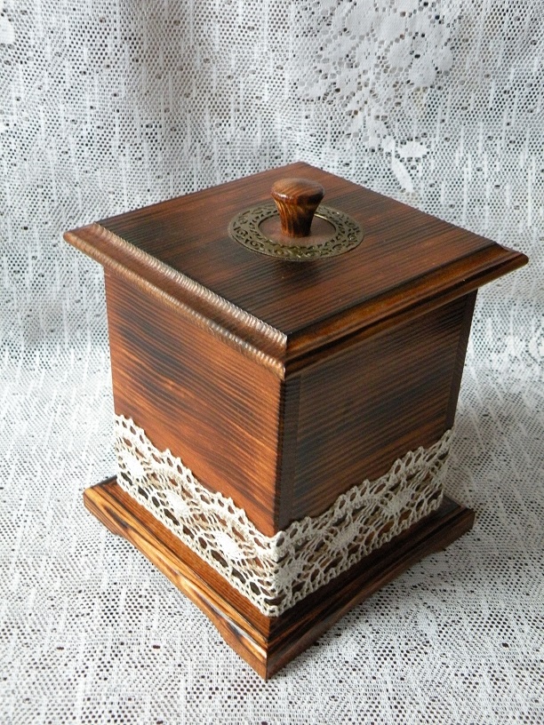 Krabička velká přírodní s poklopem