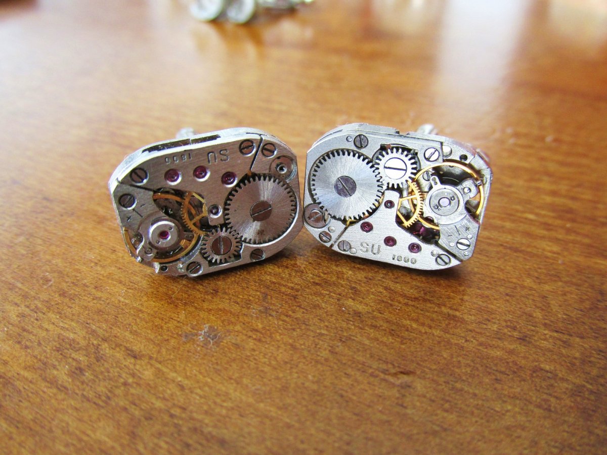 MANŽETOVÉ KNOFLÍÍKY - STROJKOVÉ 