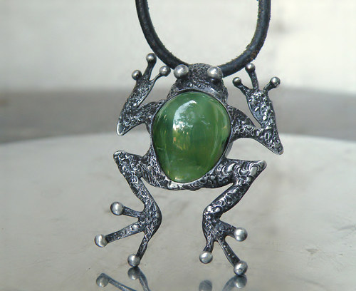 Rosnička 2...(Prehnit s Epidotem)+ prsten zdarma!