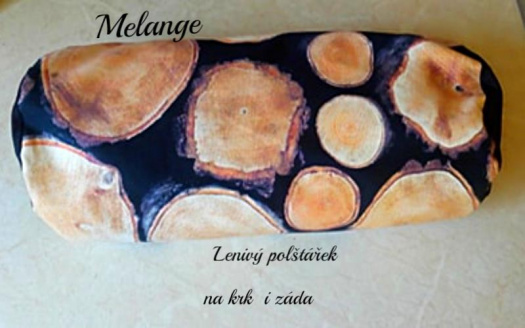 Dřevo-plněný váleček