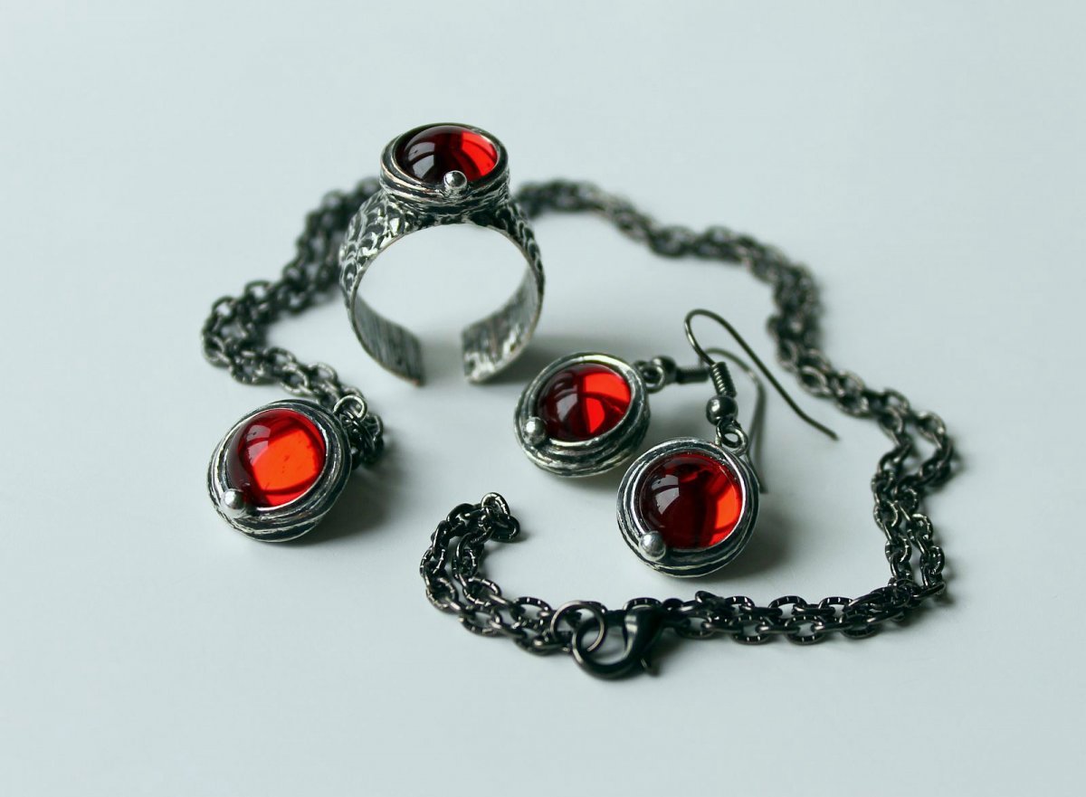 Zavinuté.. (červená sada )