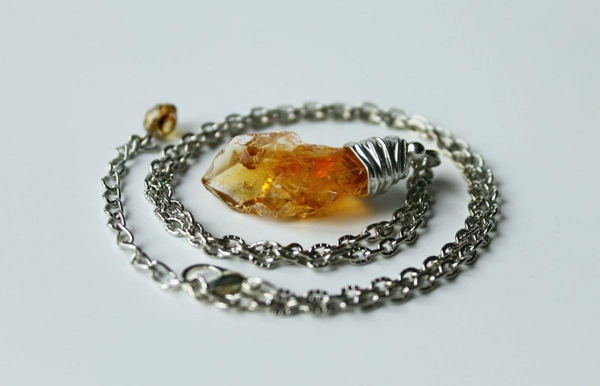 Sluncem zalitý .. ( citrín )