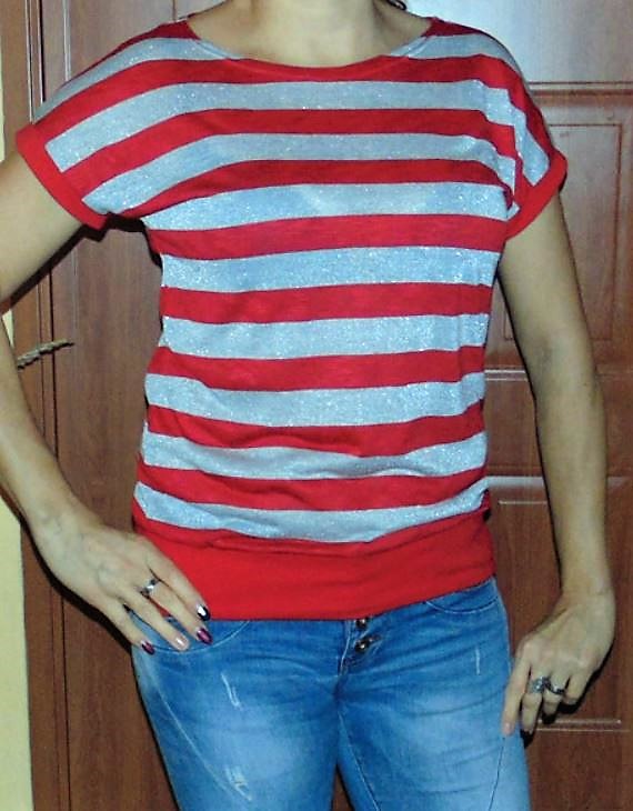 TRIČKO ČERVENOSTŘÍBRNÉ PRUHY (L) 