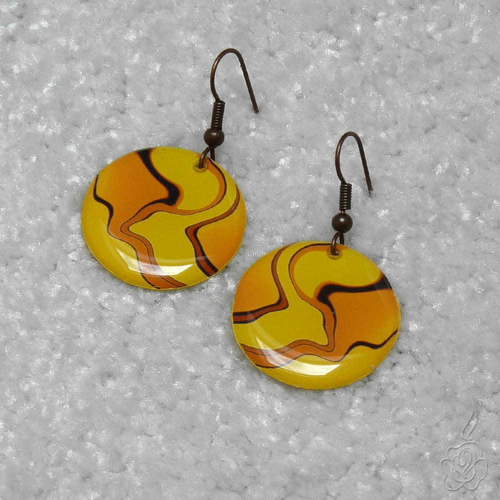 Žlutooranžové náušnice se vzorem