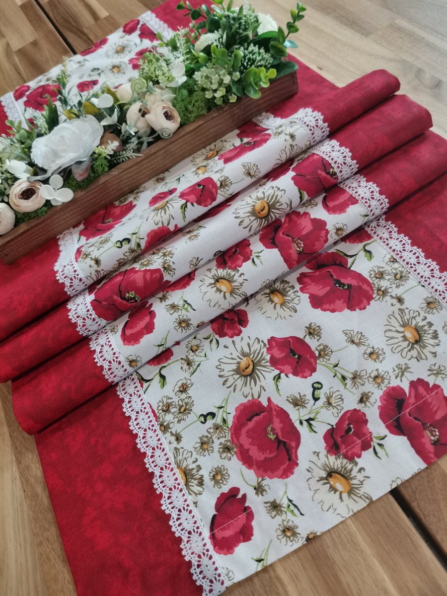 Běhoun - vlčí máky v kombinaci s červeným mramorem a krajkou