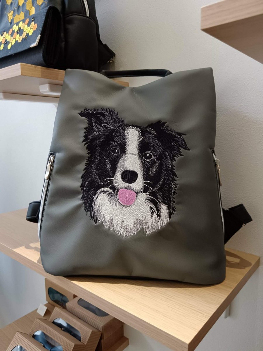 Vyšívaný batoh Safe - Border Kólie