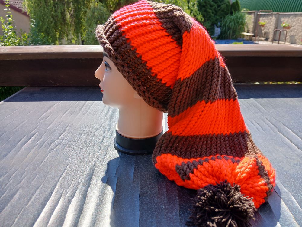 Pletená mega dlouhá čepice 