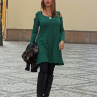 Zelené zvonové šaty s dlouhým rukávem 