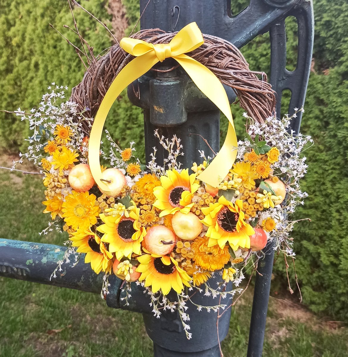 Věneček se slunečnicemi