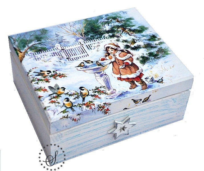 dřevěná truhlička - šperkovnice