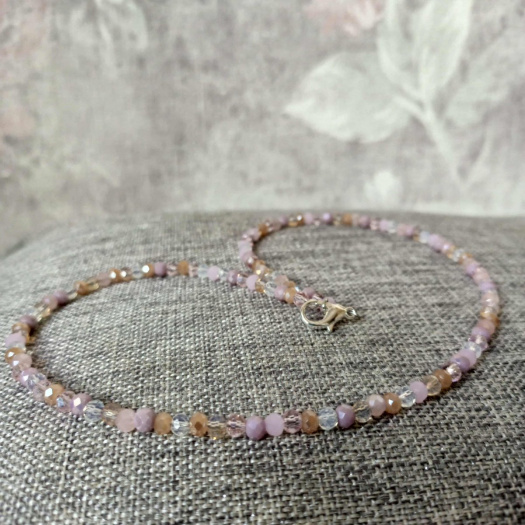 Náhrdelník béžový