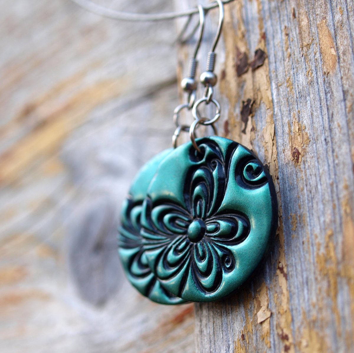 Náušnice - kytkovaná zelená