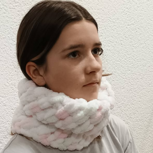 Nákrčník žinylkový