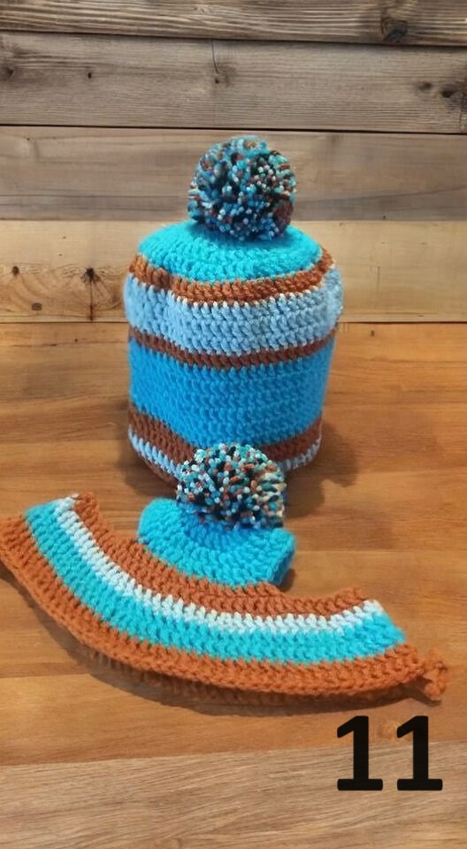 Háčkovaný set pro koně a jezdce