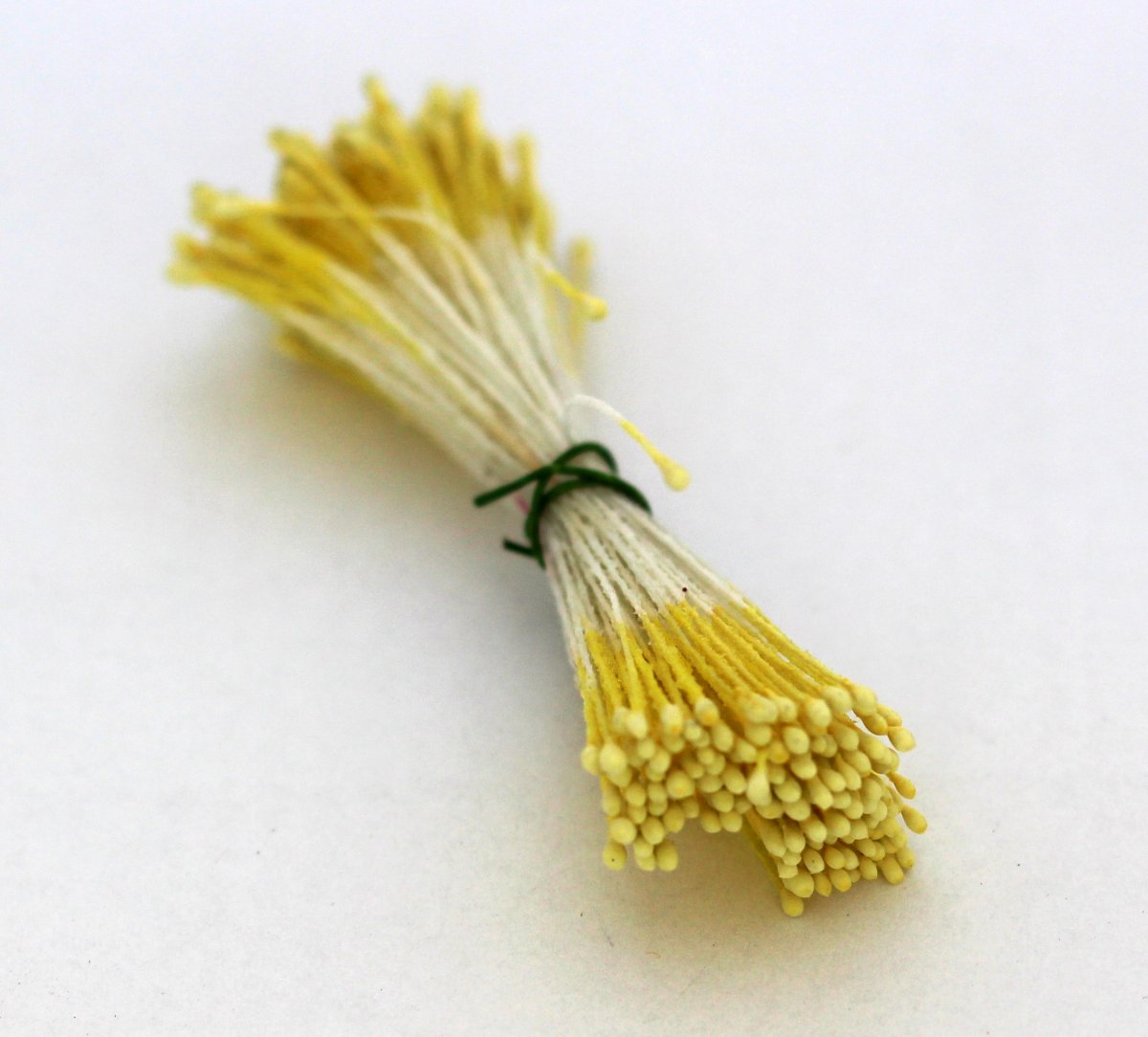 Květinové pestíky oboustranné 3mm (25ks)