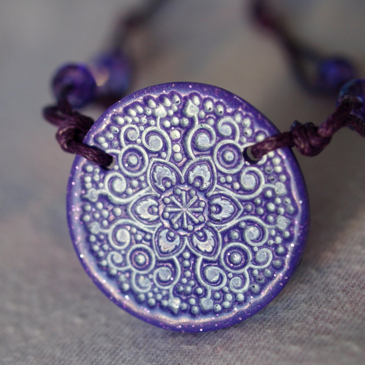 Náhrdelník - Fialovobílý 