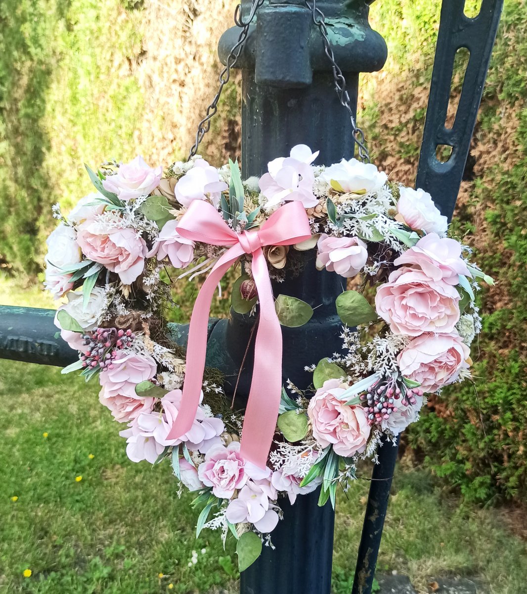 Srdce závěsné, růžové