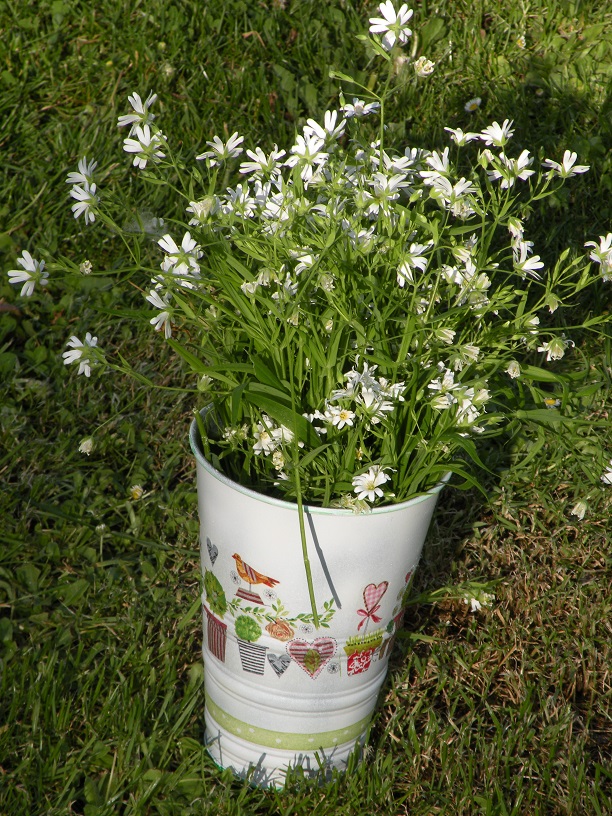 Plechová váza vysoká stromečky