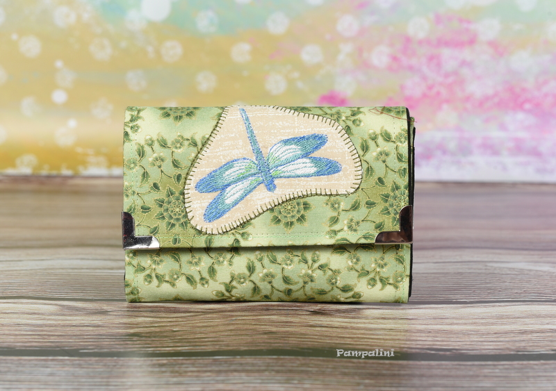 Peněženka vyšívaná - Vážka