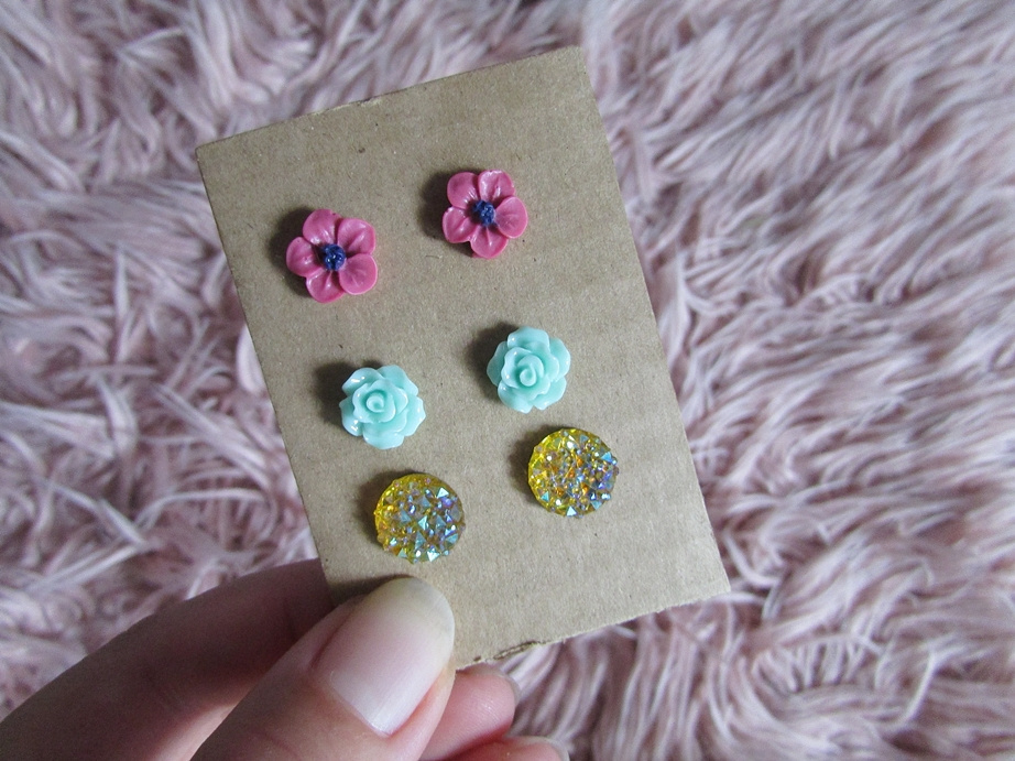 Puzetové náušničky-PECKY