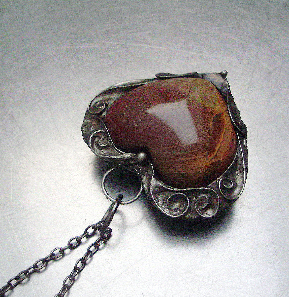 JASPISOVÉ OBOUSTRANNÉ SRDCE