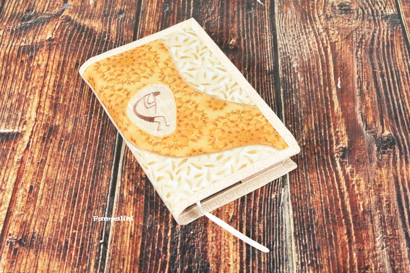 Obal na knihu s výšivkou