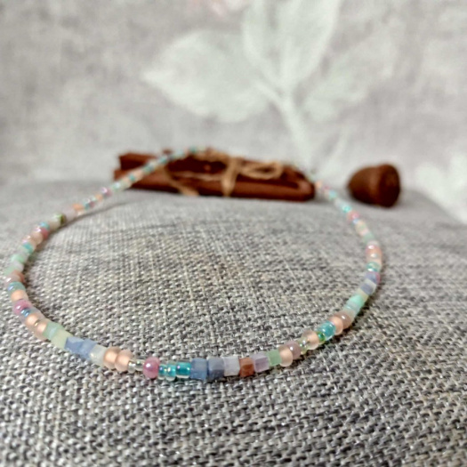 Náhrdelník jemný pastel