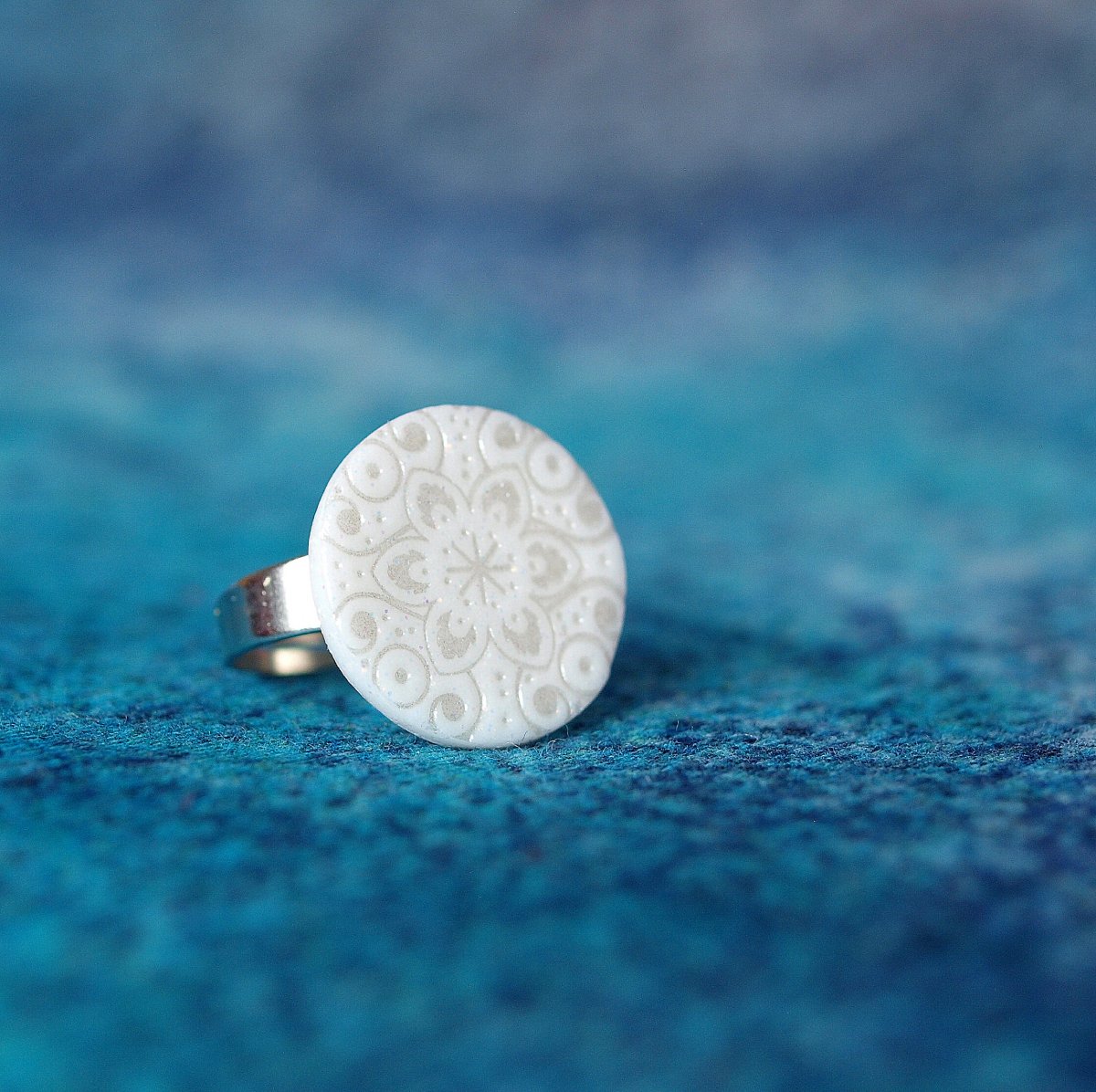 Prsten - bílý orient