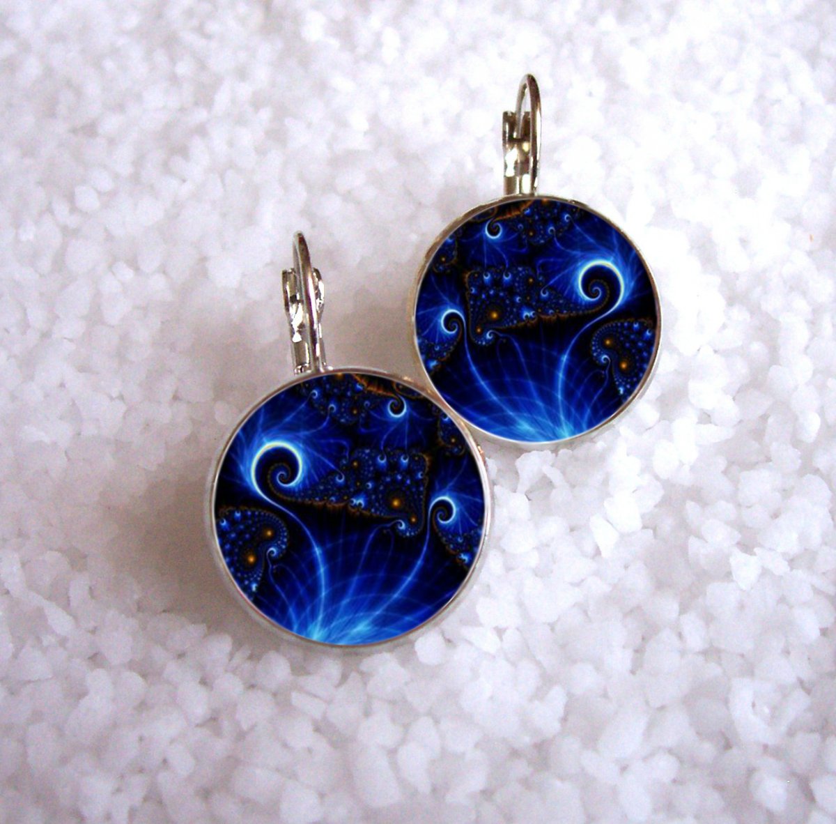 Náušnice z pryskyřice