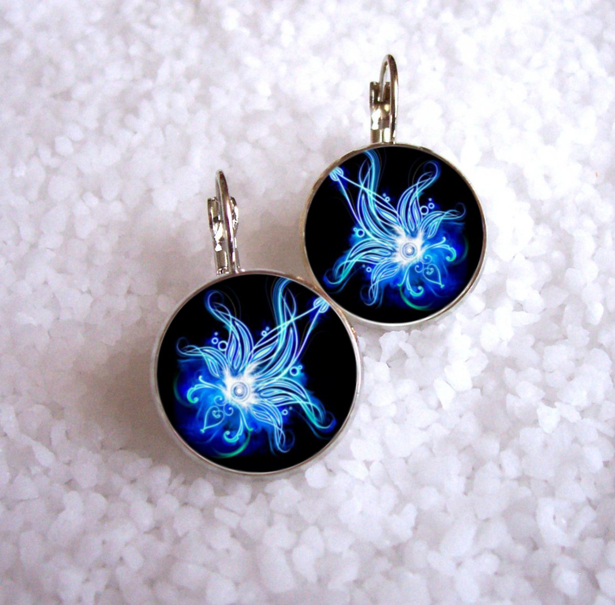 Náušnice z pryskyřice