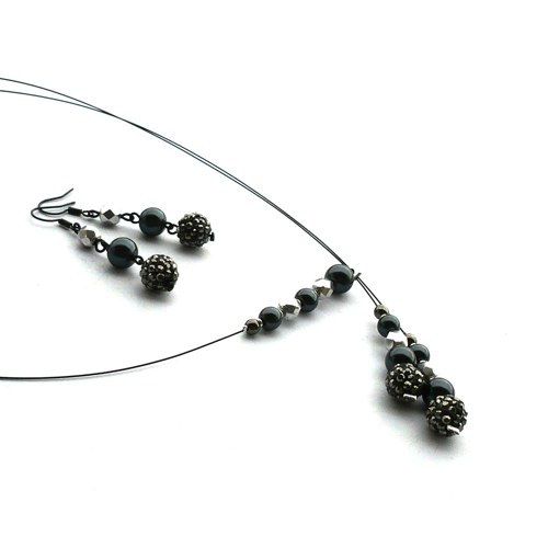 Hematit & stříbrná -třpytivý jednod. náhrdelník -2