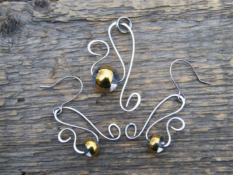 Křišťálová souprava - náušnice a přívěsek z tepané chirurgické oceli