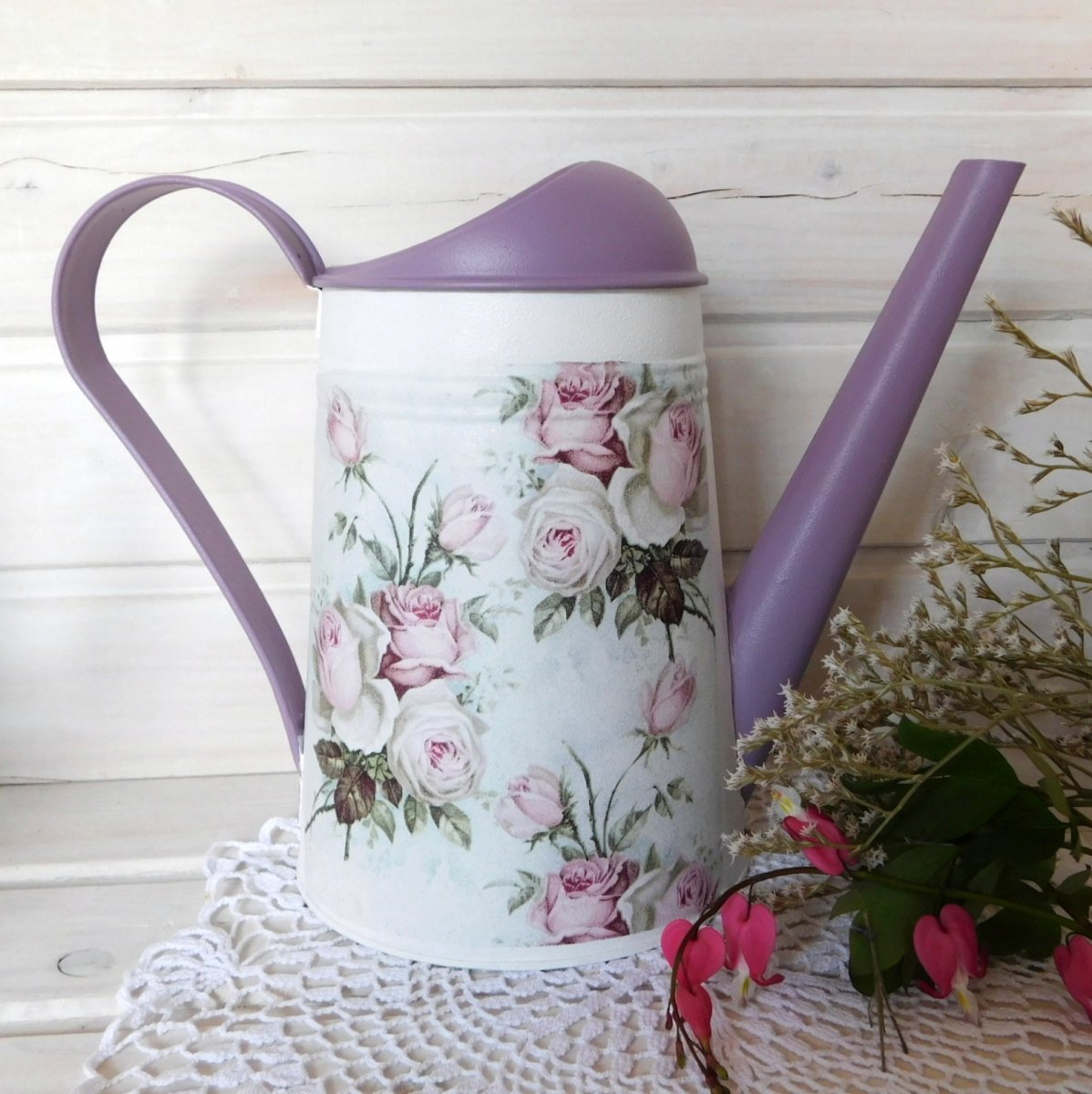 Konvička s růžičkami