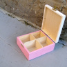 Dřevěná krabička - 4 přihrádky - Gorjuss knihy růžová