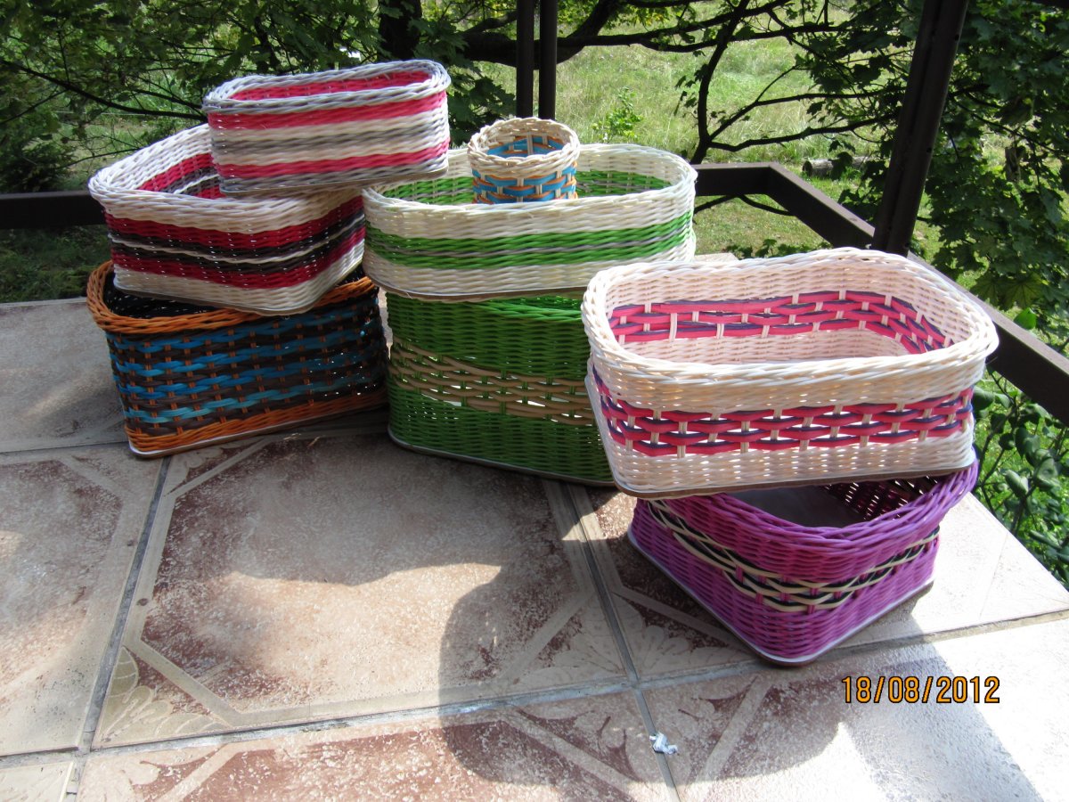 Různé košíčky z pedigu