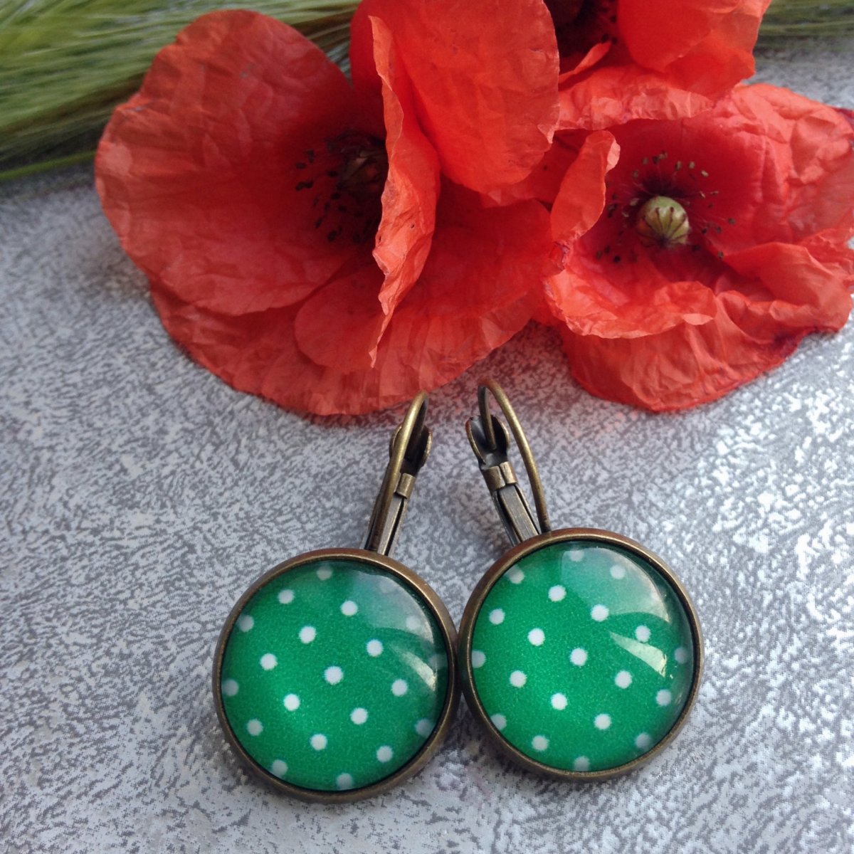 Retro zelený puntík