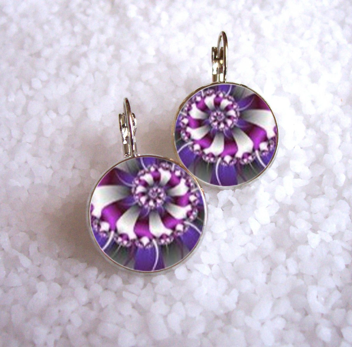 Náušnice z pryskyřice