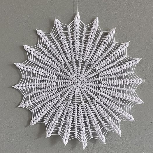 Háčkovaná mandala