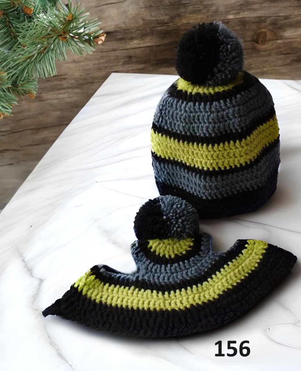 Háčkovaný set pro koně a jezdce