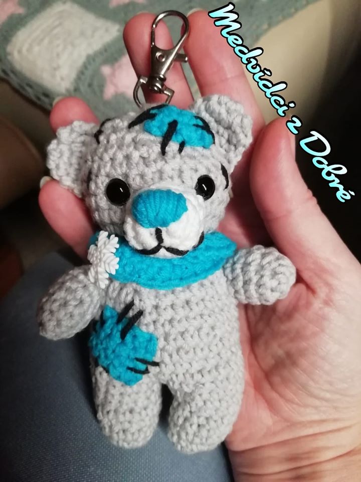 Přívěsek na batoh z Dobré 3v1 (medvídek, zajíček, kočka)- návod v PDF