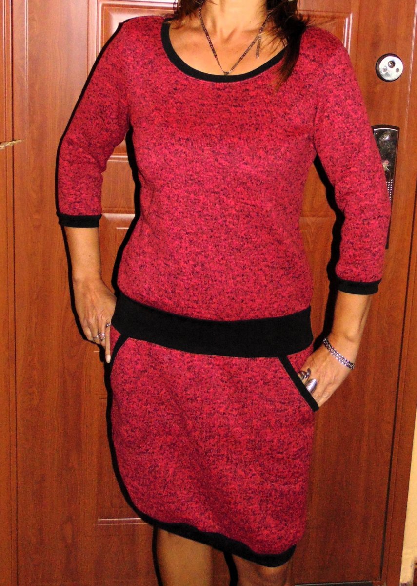 Šaty teplejší - výběr barev (svetrovina)