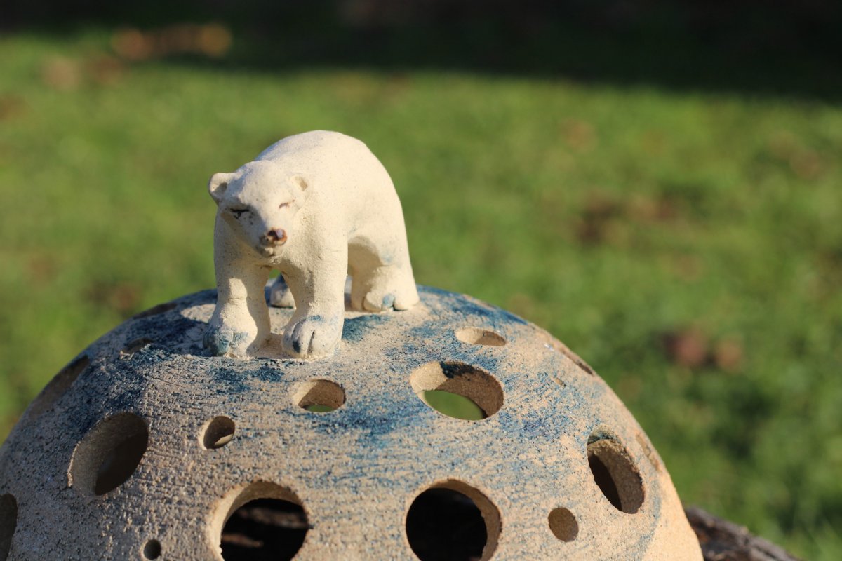 Svítím ti do tmy jako maják... Lední medvěd