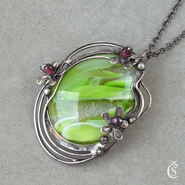 Jarní potěšení - Sklo, Granát